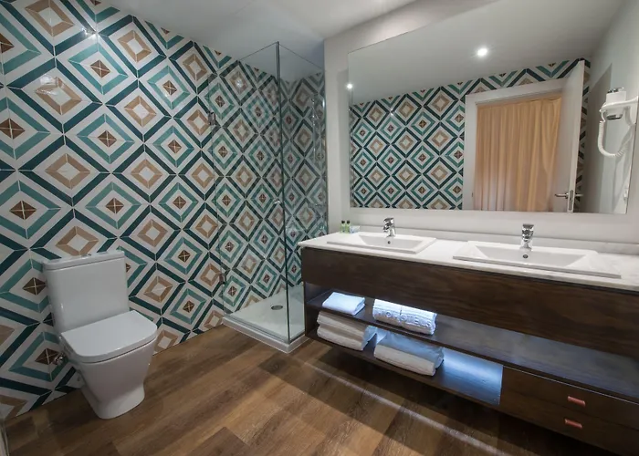 H10 Ocean (adults Only) 4*